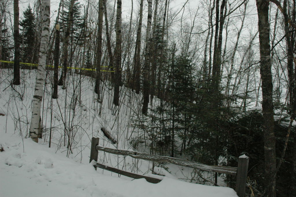 cabin21.JPG