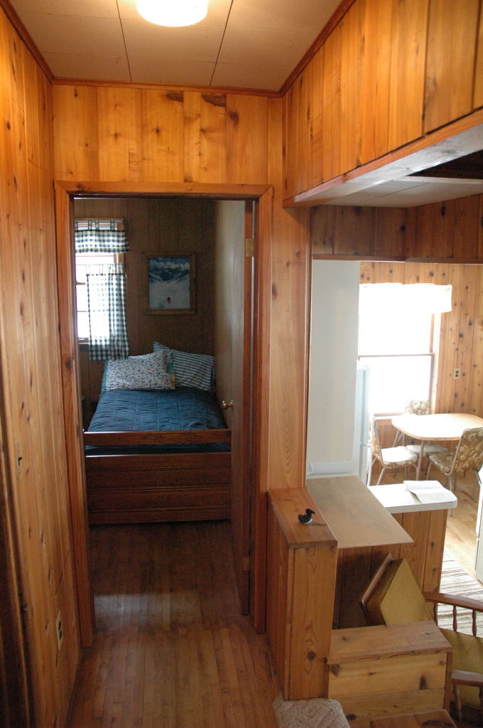 cabin30.JPG