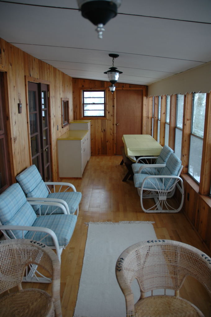 cabin37.JPG