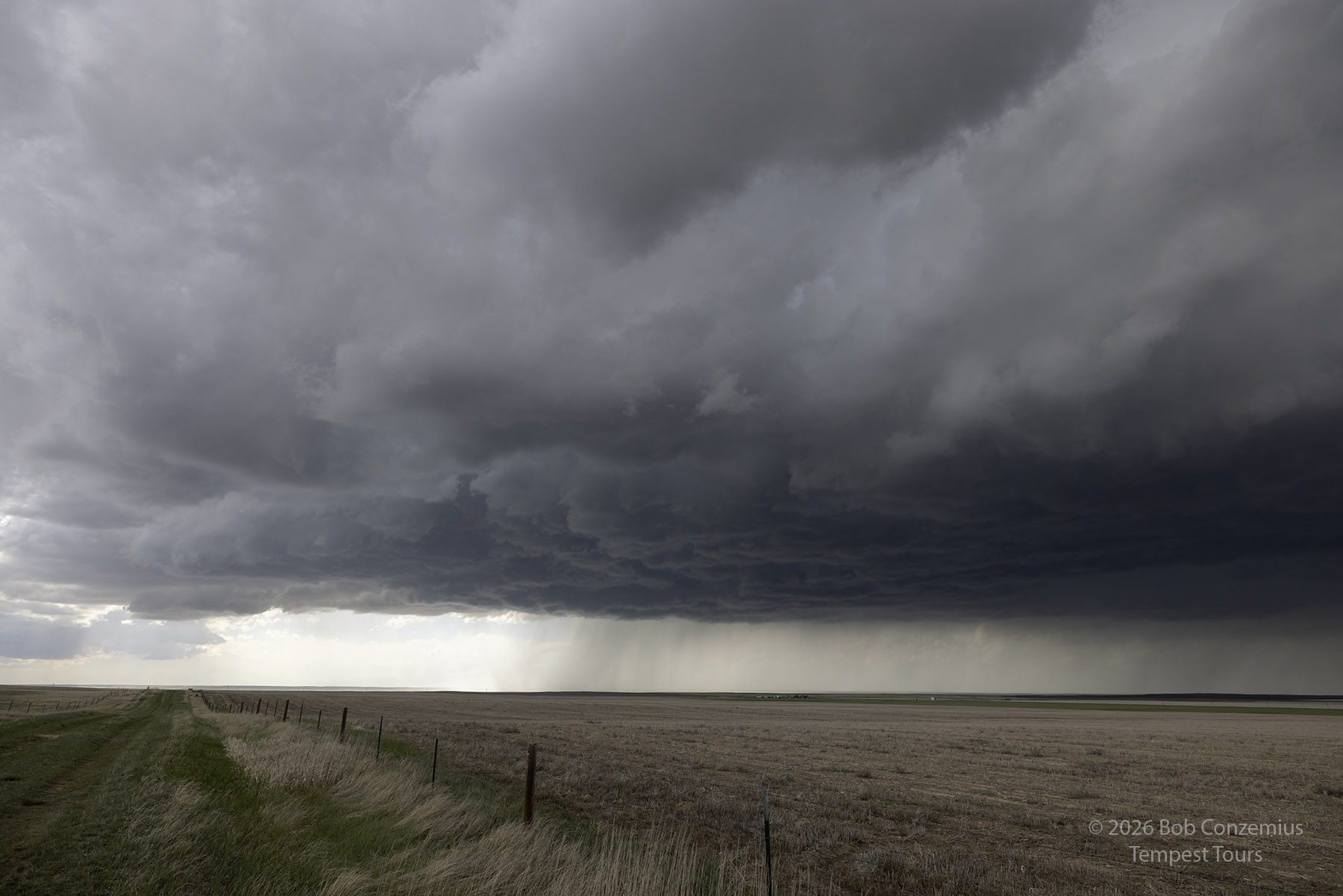 DESCRIBE THE PHOTO — storm type, location, date.